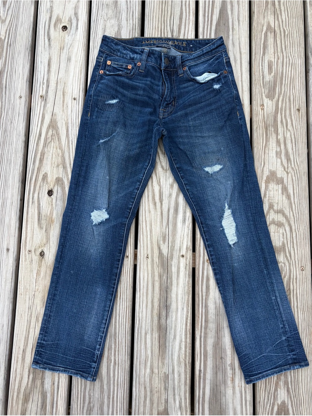 American Eagle Slim Straight Jeans size 28 X 28 Medium Wash Preppy Distressed